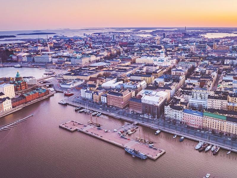 /media/aalto-ee-brand-images/some-images/aalto-ee-helsinki-landscape-some.jpg